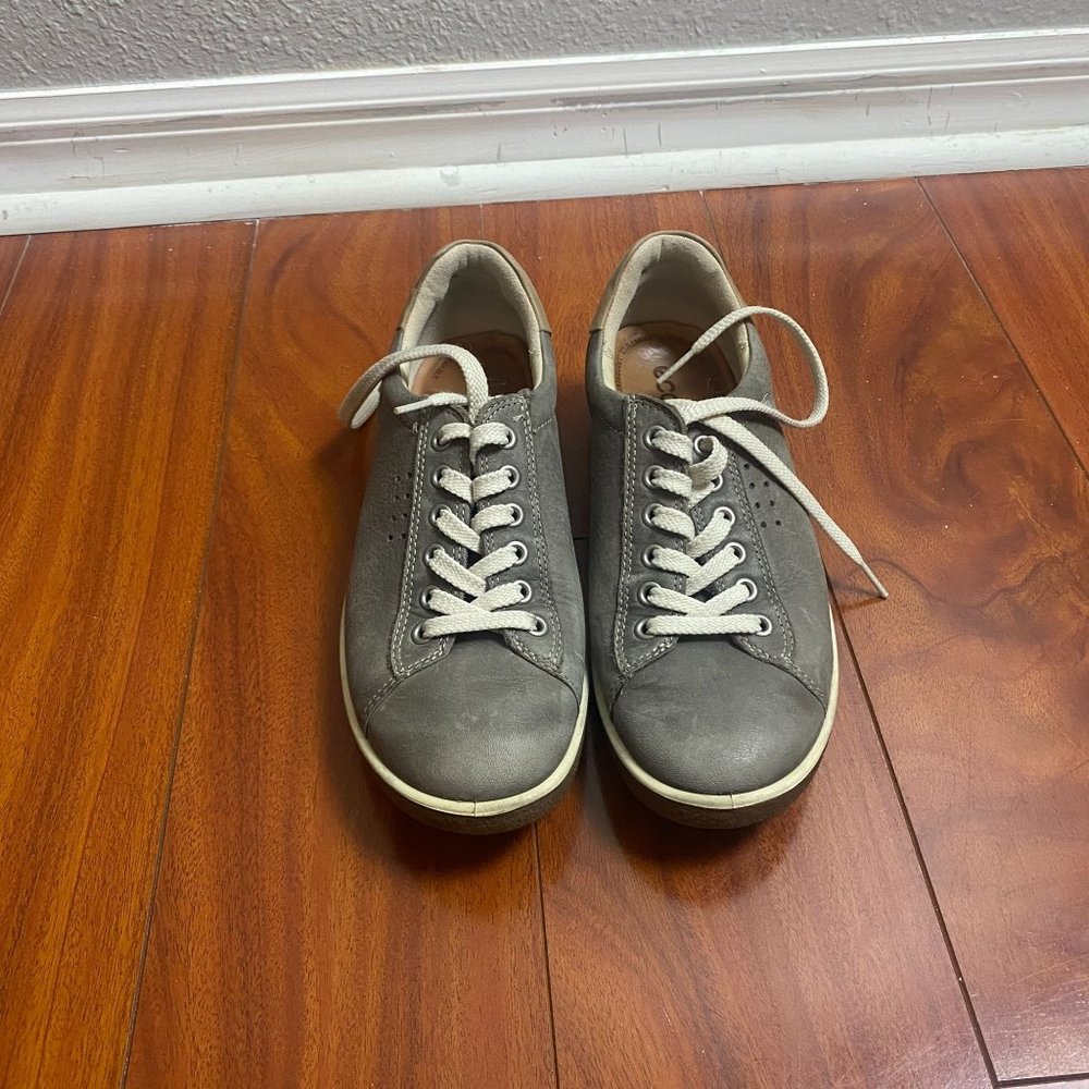 Women's Ecco Leather Lace up Shoes